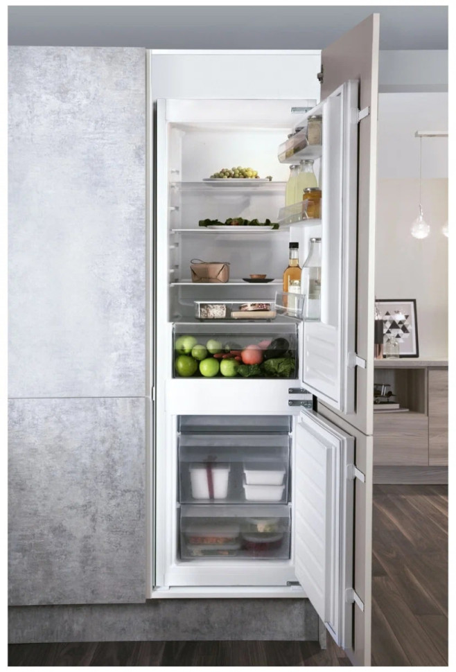 Холодильник Hotpoint-Ariston BCB 70301 AA (RU)