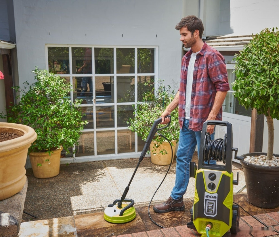 Мойка высокого давления Ryobi RPW150XRB