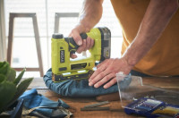 Аккумуляторный степлер Ryobi R18ST50-0