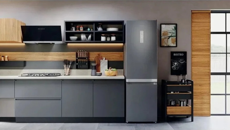 Холодильник с морозильником Hotpoint-Ariston HTW 8202I MX