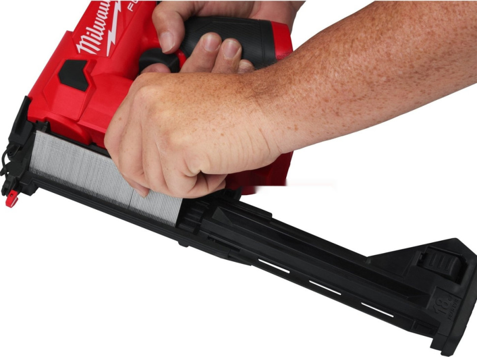 Гвоздезабиватель Milwaukee M12 FCN18GS-0X 4933493355 (с 2-мя АКБ, кейс)
