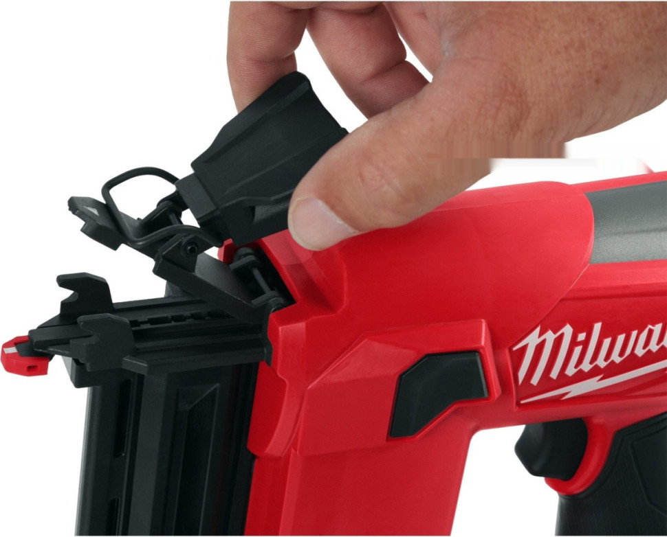 Гвоздезабиватель Milwaukee M12 FCN18GS-0X 4933493355 (с 2-мя АКБ, кейс)