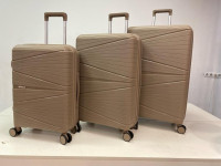 Чемодан-спиннер Mironpan 23103 76 см (светло-серый)