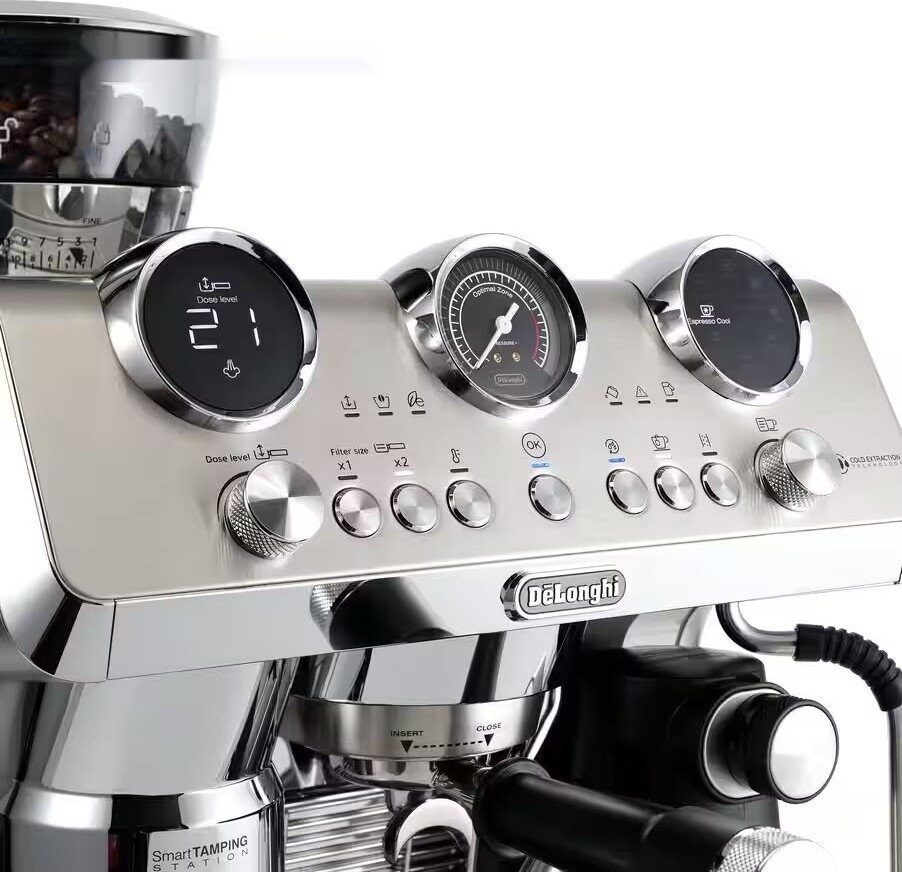 Кофейная станция Delonghi La Specialista Maestro with Cold Brew EC9885M