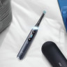 Электрическая зубная щетка Oral-B iO 8n (черный, 1 насадка)