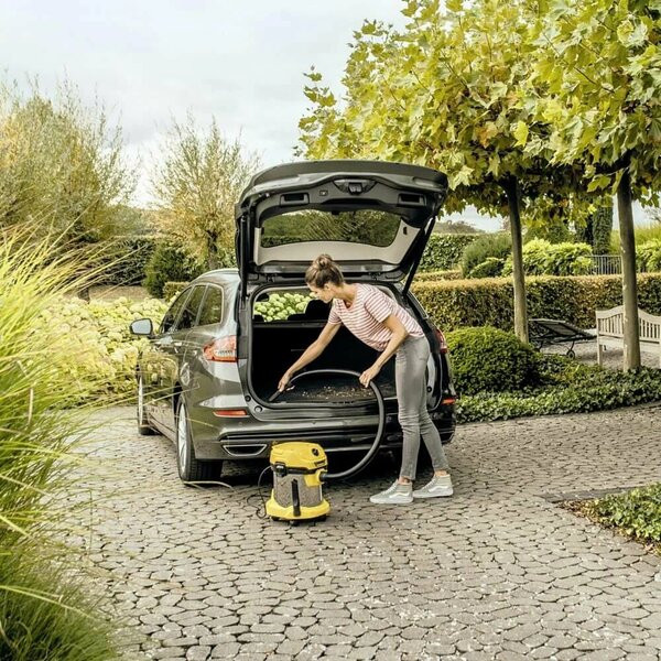 Промышленный пылесос Karcher WD 2 Plus S V-15/4/18/C 1.628-054.0