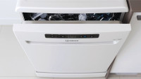 Посудомоечная машина Indesit DFC 2B+16