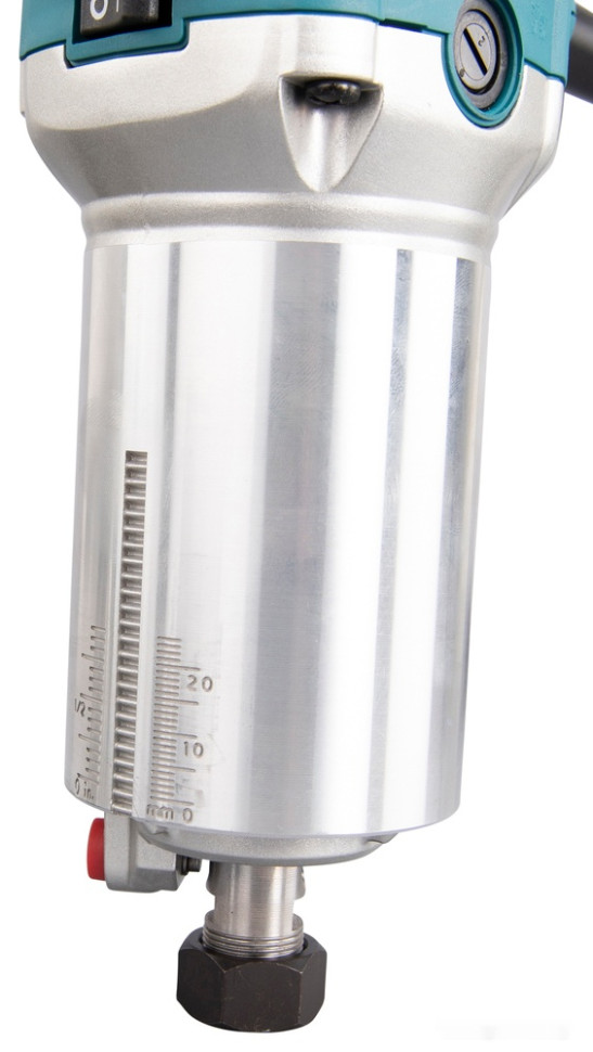 Фрезер Makita RT0702C