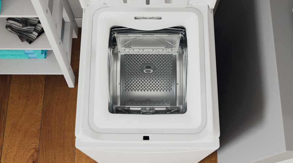 Стиральная машина Indesit BTW L60400 EE N
