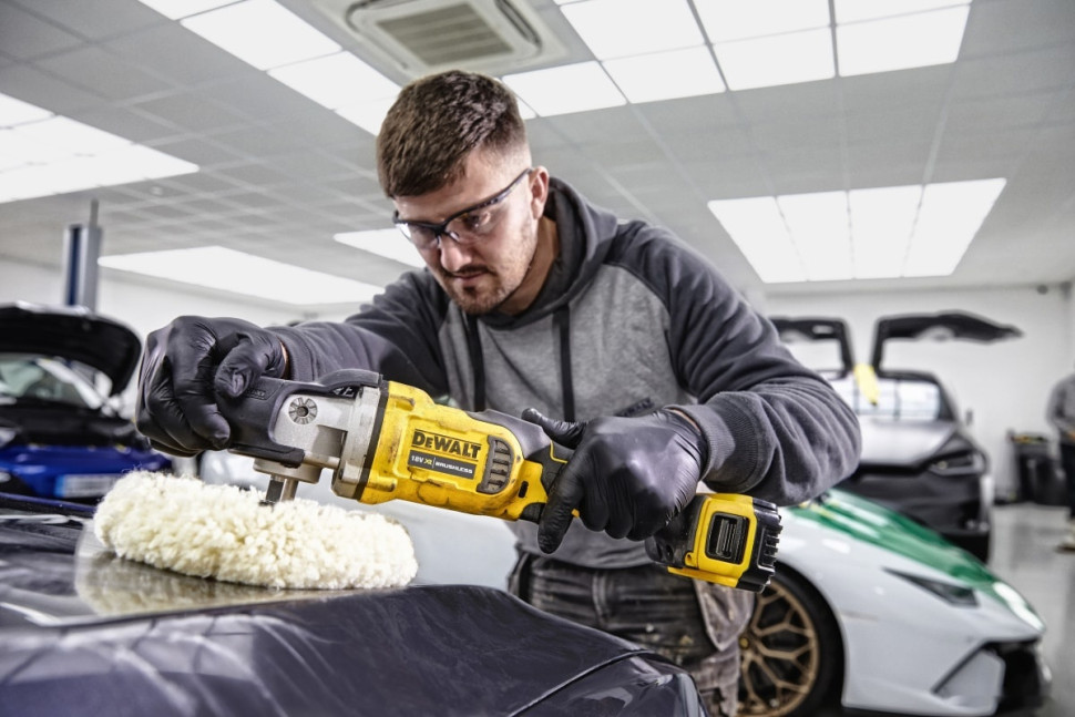 Угловая шлифмашина DeWALT DCM849N (без АКБ)