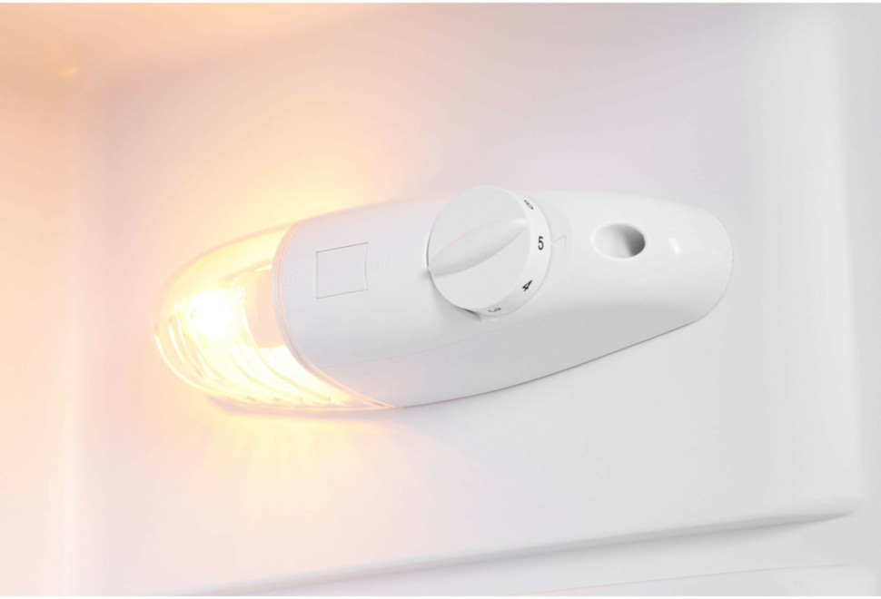 Холодильник с верхней морозильной камерой SunWind SCT257