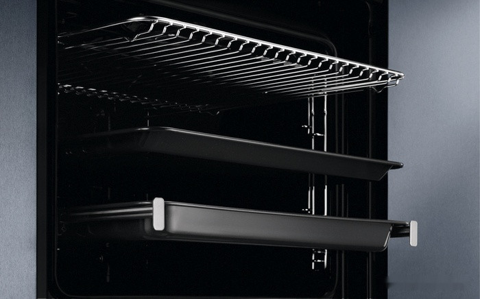 Духовой шкаф Electrolux EOF5C50BZ