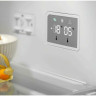 Холодильник с морозильником Electrolux LNT7ME34K1