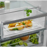 Холодильник с морозильником Electrolux LNT7ME34K1