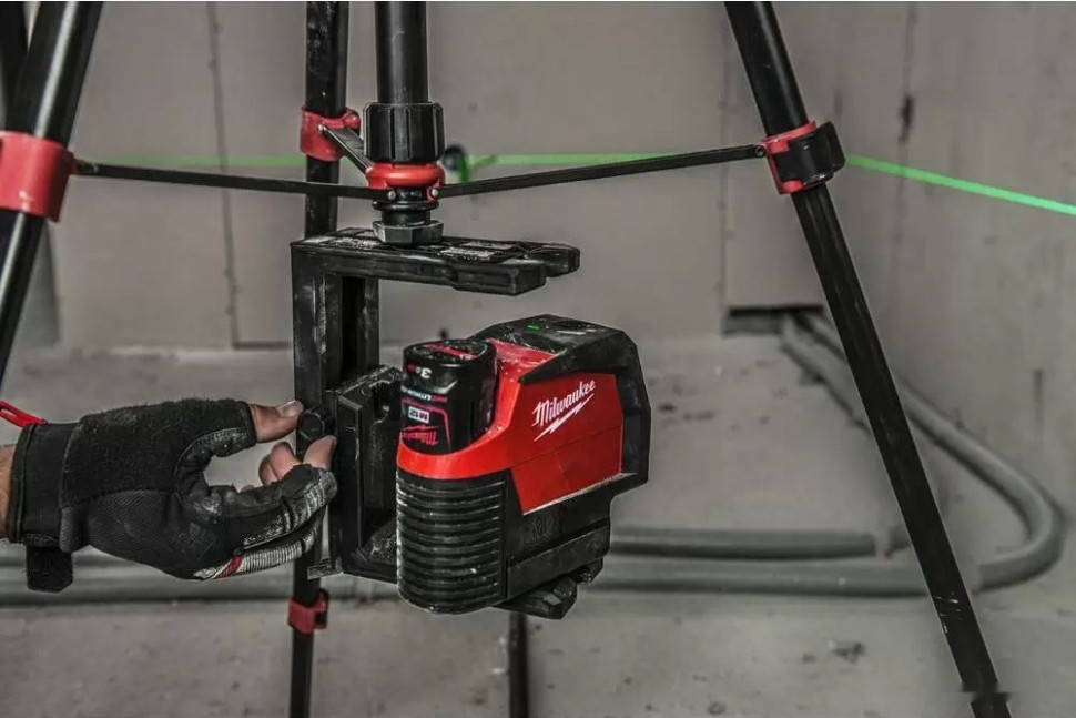 Лазерный нивелир Milwaukee M12 CLLP-301C 4933478100 (с 1-им АКБ)