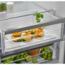 Холодильник с морозильником Electrolux LNT7ME34G1