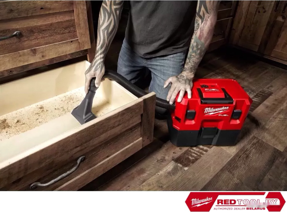 Промышленный пылесос Milwaukee M12 FVCL-0 (без АКБ и ЗУ)