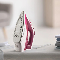 Утюг Redmond RI-C262