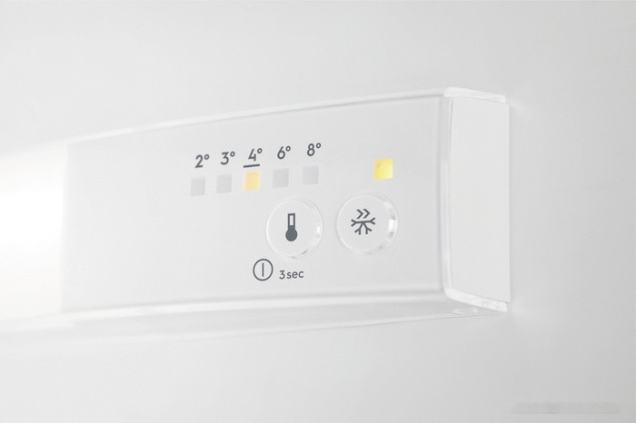 Холодильник Electrolux LNS5LE18S