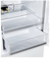 Холодильник с морозильником Korting KNFC 62370 GW