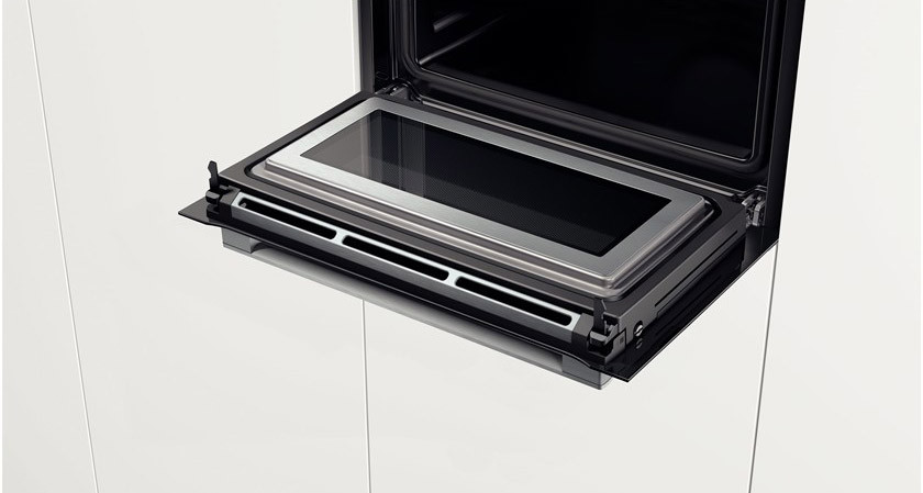 Духовой шкаф Bosch CMG636BB1