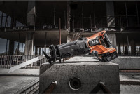 Сабельная пила AEG Powertools BUS 18BL2-0 4935478941 (без АКБ)