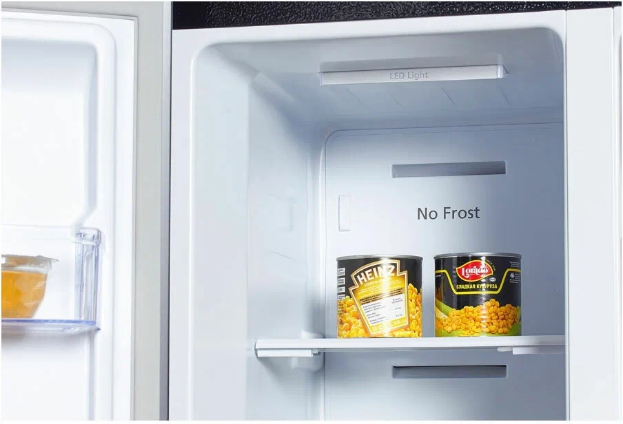 Холодильник side by side Hyundai CS5003F (черное стекло) Холодильник side by side Hyundai CS5003F (черное стекло)