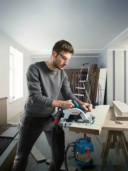 Дисковая (циркулярная) пила Bosch GKS 185-LI Professional 06016C1221 (без АКБ)