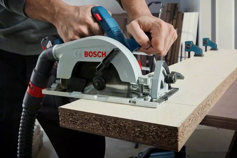 Дисковая (циркулярная) пила Bosch GKS 185-LI Professional 06016C1221 (без АКБ)