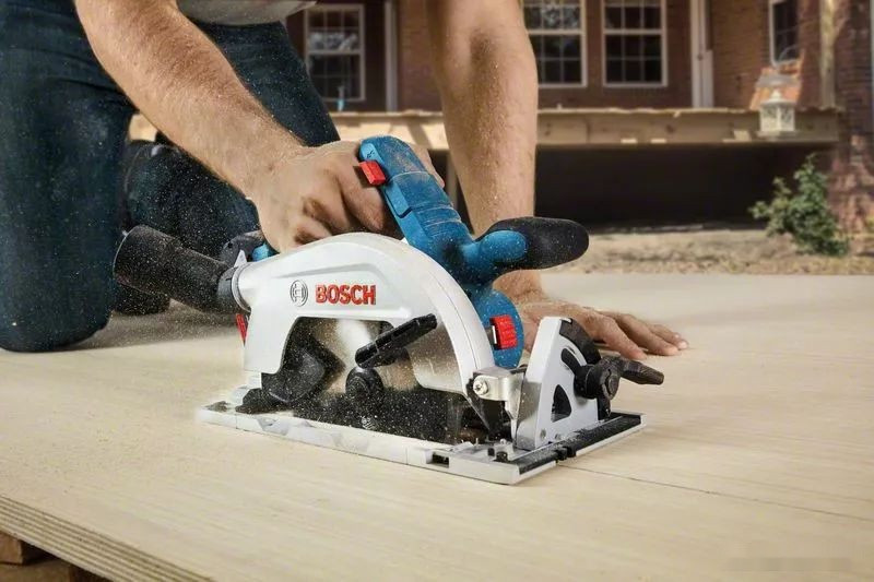 Дисковая (циркулярная) пила Bosch GKS 185-LI Professional 06016C1221 (без АКБ)