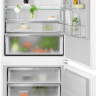 Холодильник Electrolux ENP7TD75S