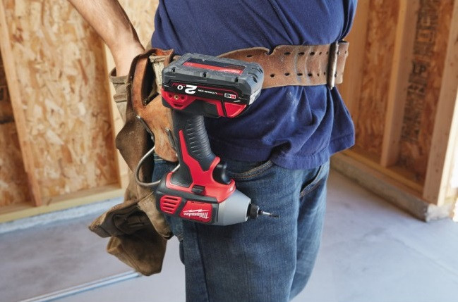 Гайковерт ударный Milwaukee M18 BID-0