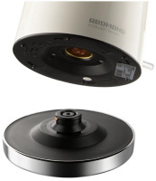 Электрический чайник Redmond RK-M162