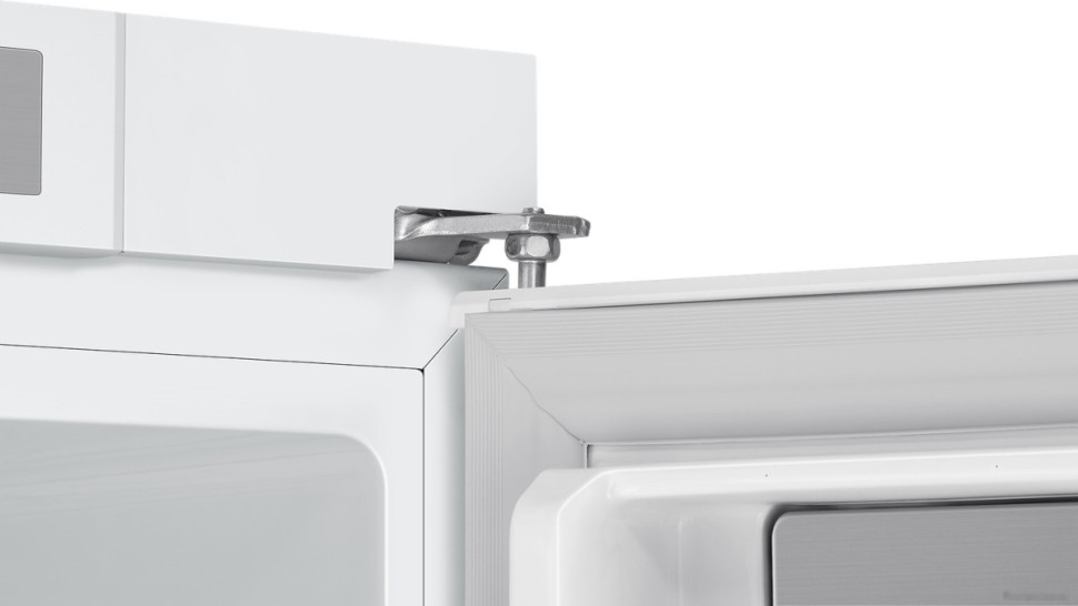 Однокамерный холодильник Samsung BRR29703EWW/EF