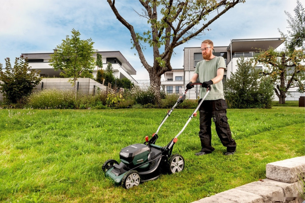 Газонокосилка Metabo RM 36-18 LTX BL 46 601606850 (без АКБ)