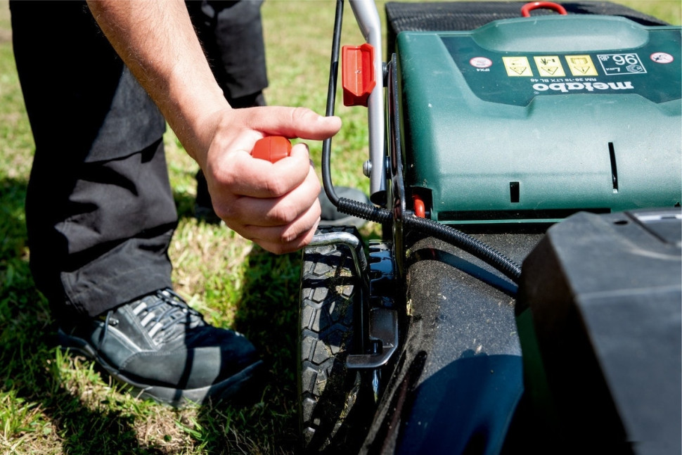 Газонокосилка Metabo RM 36-18 LTX BL 46 601606850 (без АКБ)