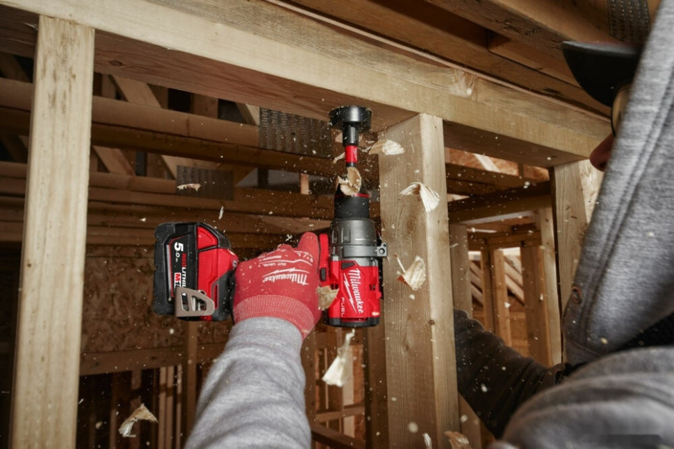 Дрель-шуруповерт Milwaukee M18 FUEL M18FDD3-502X 4933479863 (с 2-мя АКБ 5 Ач, кейс)