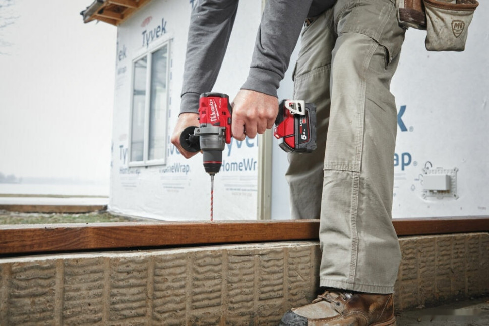 Дрель-шуруповерт Milwaukee M18 FUEL M18FDD3-502X 4933479863 (с 2-мя АКБ 5 Ач, кейс)