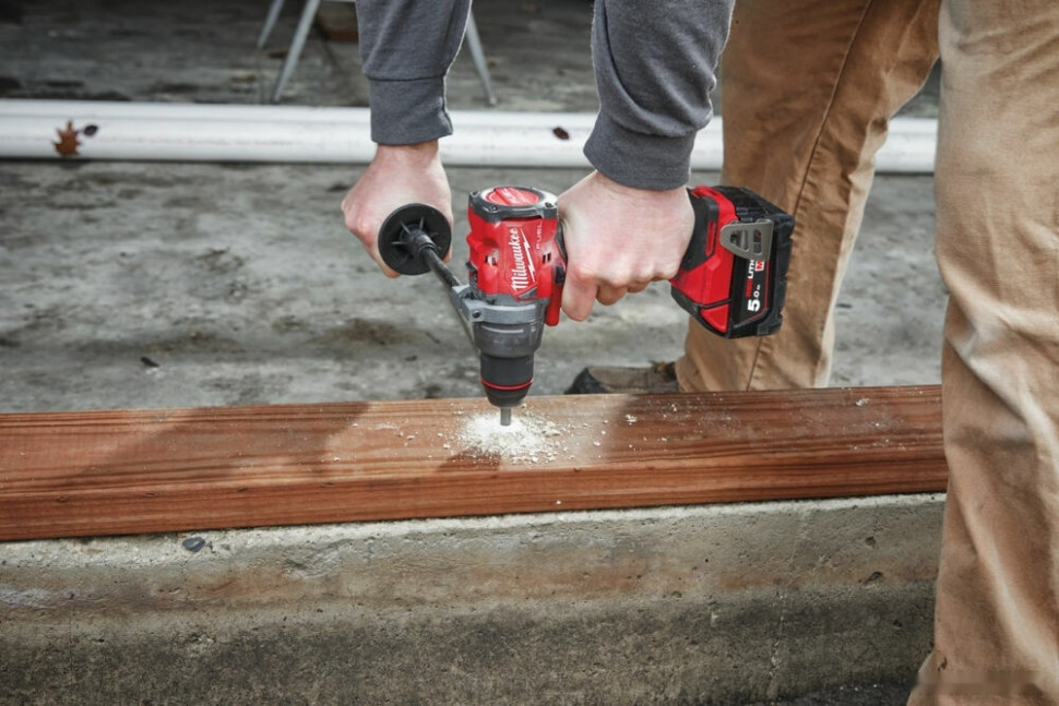 Дрель-шуруповерт Milwaukee M18 FUEL M18FDD3-502X 4933479863 (с 2-мя АКБ 5 Ач, кейс)