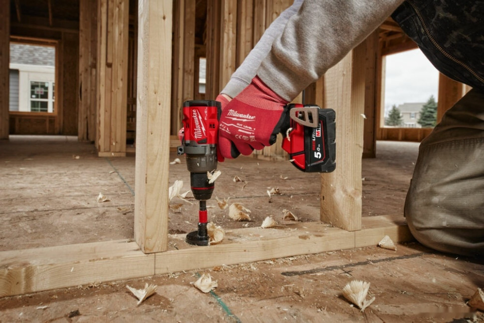 Дрель-шуруповерт Milwaukee M18 FUEL M18FDD3-502X 4933479863 (с 2-мя АКБ 5 Ач, кейс)