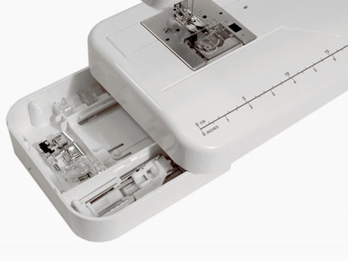 Электромеханическая швейная машина Janome 521